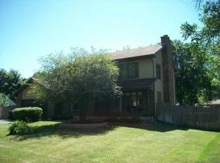 37160 N Granada Blvd, Lake Villa, IL 60046