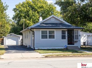 4719 N 16th St, Omaha, NE 68110