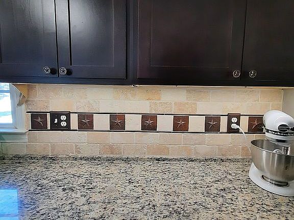 3rd image of 163 Ceocia Ln