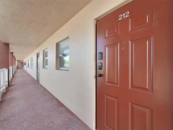 9281 Sunrise Lakes Boulevard #212, Sunrise, FL 33322