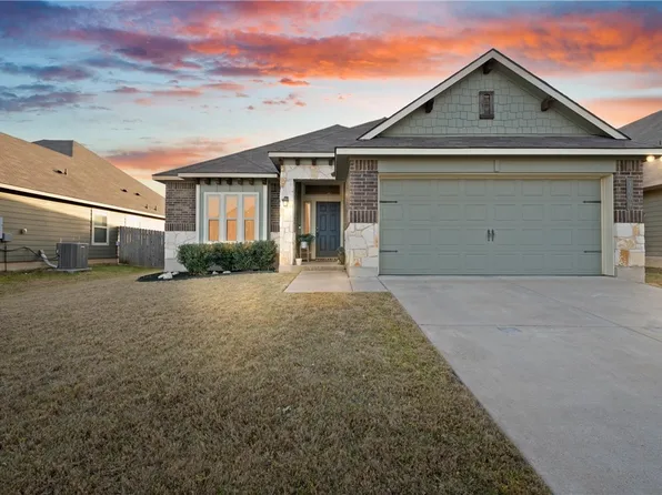 3009 Samson Dr, Lorena, TX 76655