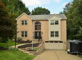 219 Warren Rd, Warrendale, PA 15086