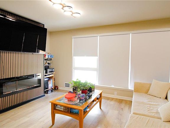 4th image of 5207 White Blvd SW