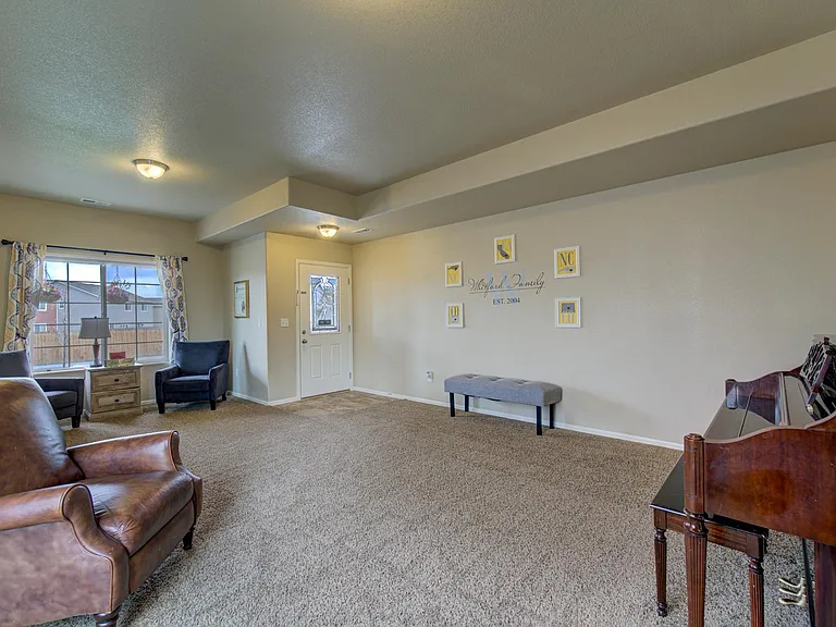 9711 Desert Lily Cir — Photo 25
