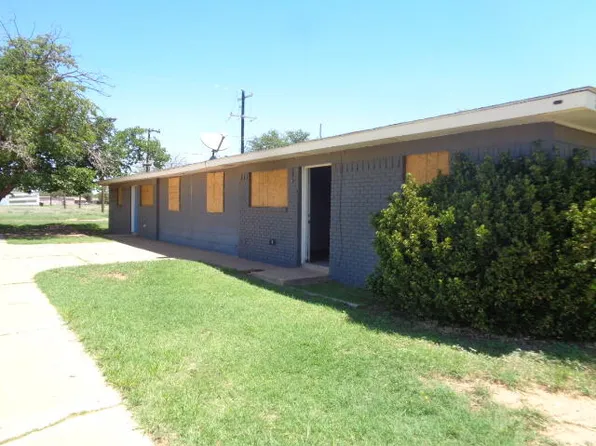 2805 E 2nd St, Lubbock, TX 79403