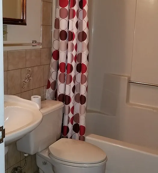 131 Court St — Photo 24