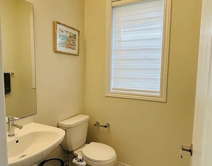 28 Amos Ave — Photo 9