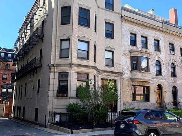 65 Hemenway St APT 1
