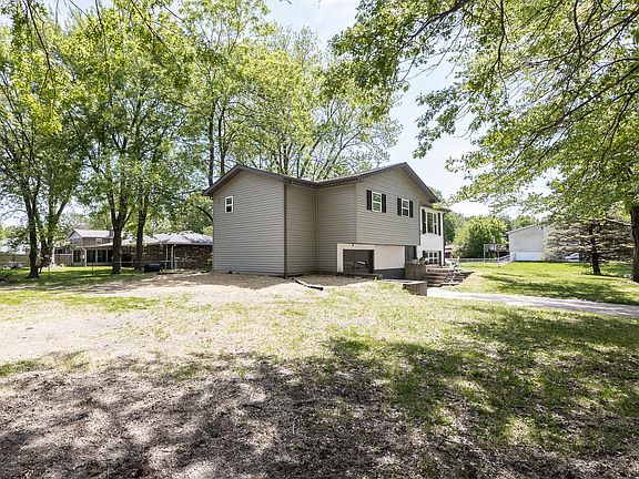 3rd image of 38 Camrose Grn