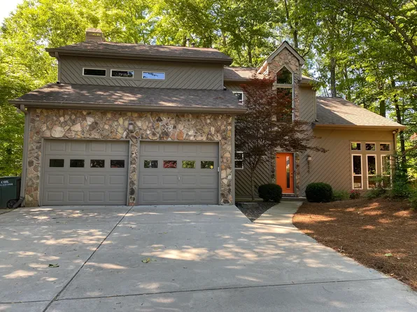 220 Wessex Ct, Sandy Springs, GA 30328