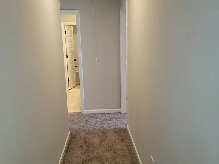 275 Southridge Dr — Photo 29