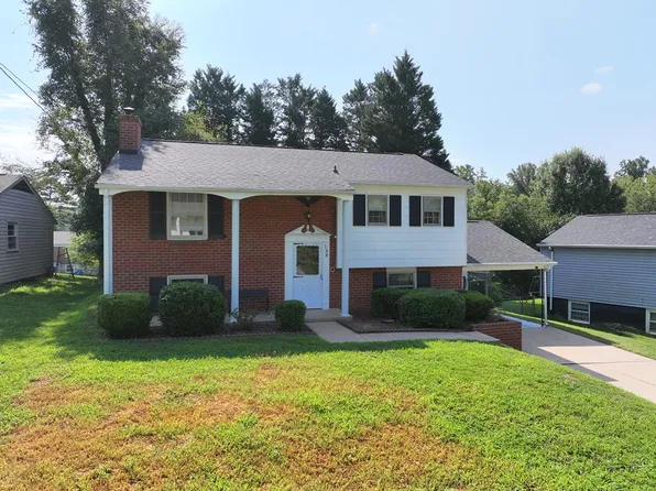 130 Watlington Ct, Danville, VA 24540