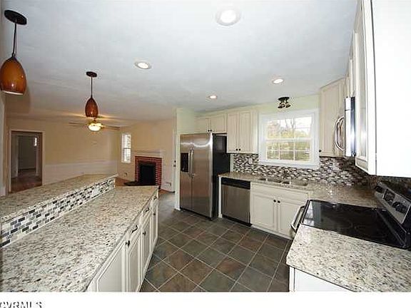 5th image of 2520 Schenley Dr
