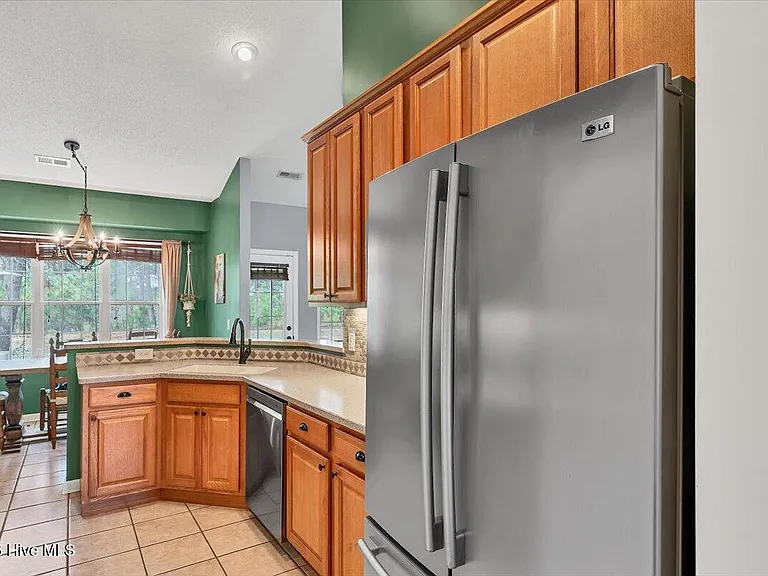 329 Green Links Dr — Photo 22
