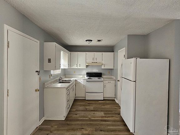 4th image of 2971 English Oak Cir