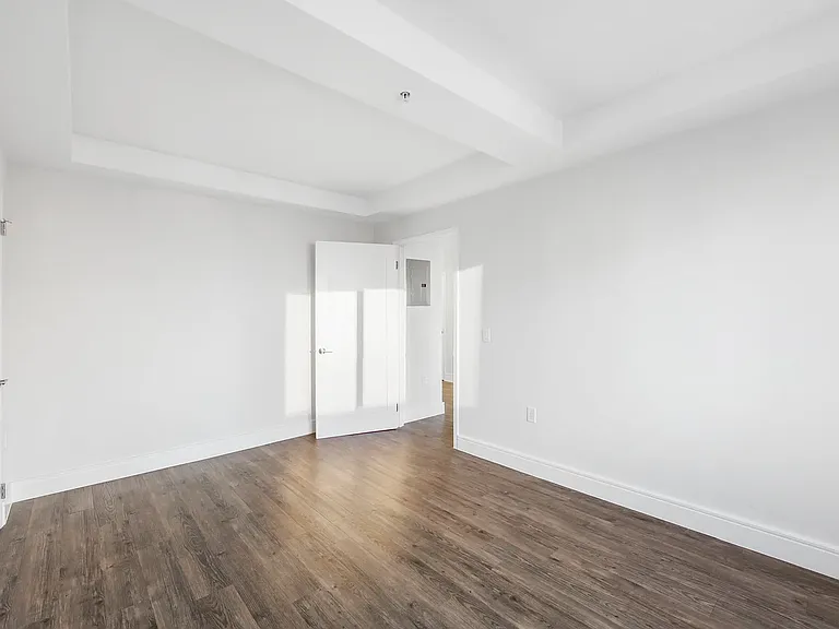 354 E 91st St #1703 — Photo 13