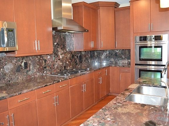 3rd image of 1307 Town Center Way #318