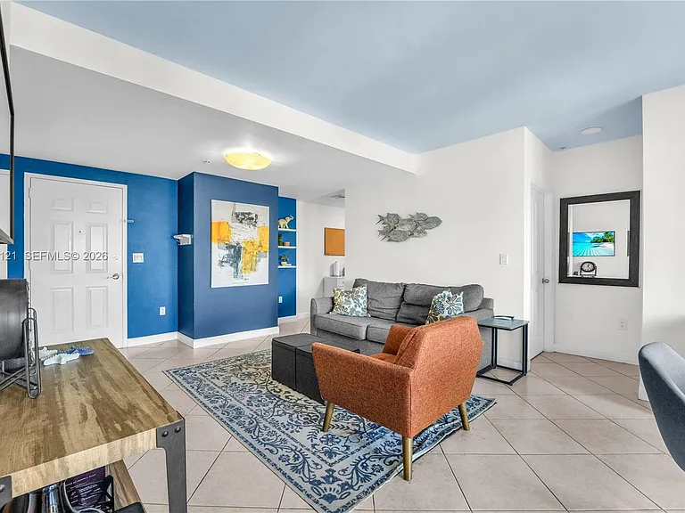 2280 SW 32nd Ave #403 — Photo 3