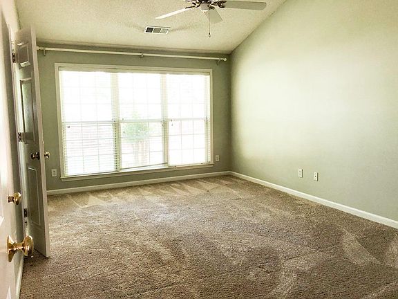 4th image of 7370 Brassfield Dr