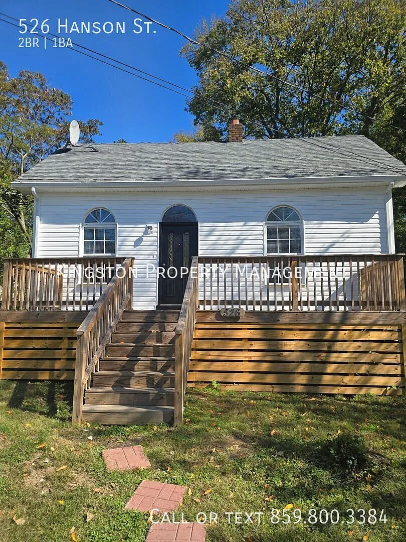Charming 2-Bedroom Home with Bonus Room in Bourbon County, KY — Photo 1