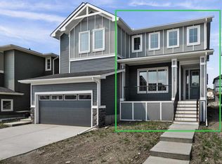 55 E Agate Rd, Cochrane, AB T4C3B9