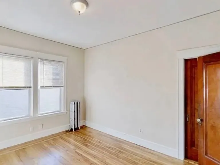188 Nelson St #1 — Photo 5