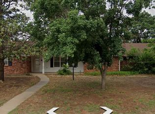 1537 Pine Ave, Weatherford, OK 73096