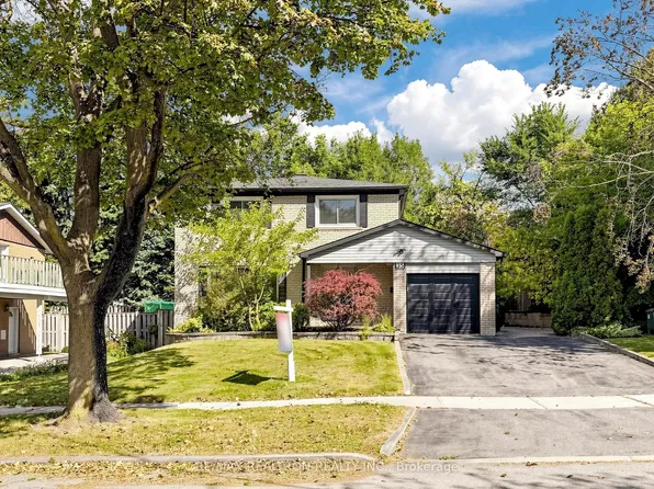 35 Rochelle Cres, Toronto, ON M2J 1Y3