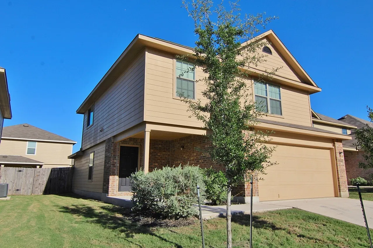 Ashley Heights — Photo 3