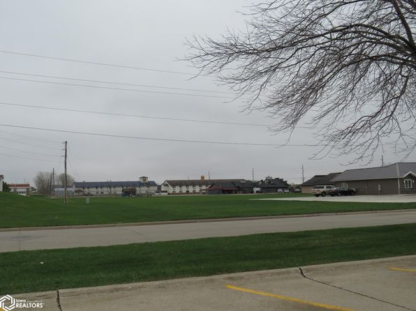 Monterey Dr, Carroll, IA 51401