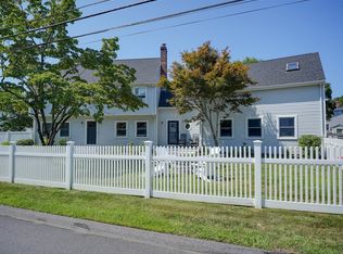 19 Mohawk Rd, Burlington, MA 01803
