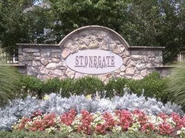 13371 Connor Dr #T, Centreville, VA 20120