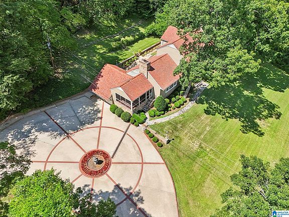 2nd image of 65 Dogwood Dr