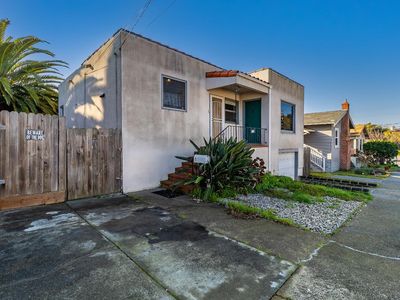 215 4th Street, Rodeo, CA, 94572