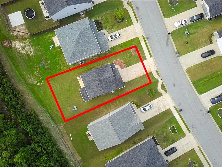 1127 Sims Dr — Photo 38