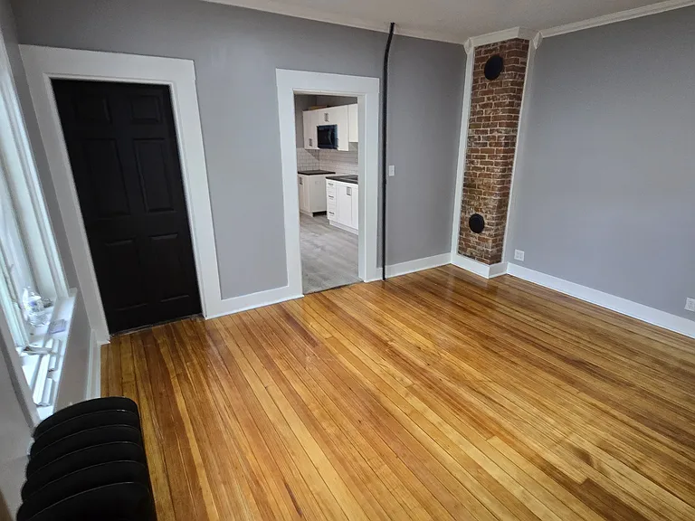 1075-1077 Worcester St #1077 — Photo 14