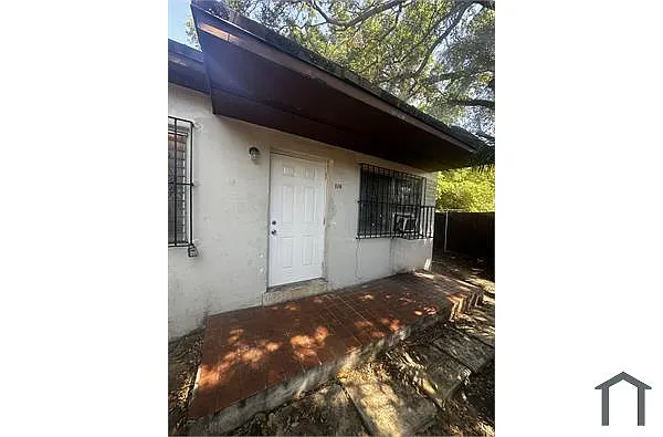 Building Photo - 112 NE 63rd St
