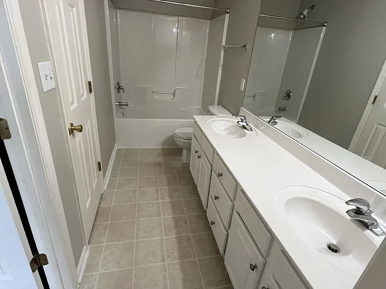 24 Sidney Marie Ct — Photo 11