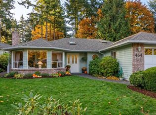 464 Quatsino Rd, Qualicum Beach, BC V9K 1B5
