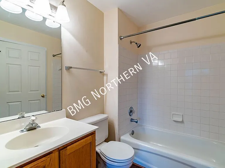 5819 Pearson Ln — Photo 15