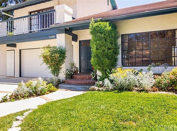 3rd image of 7108 Briarstone Ln