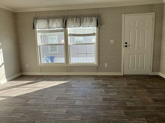 4th image of 129 Birch Ln #15