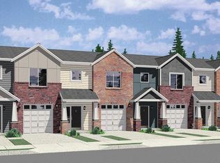 402 N Bynum Rd, Lone Jack, MO 64070