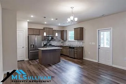 8400 Jordan Meadow Dr — Photo 9