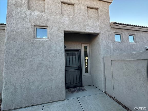5th image of 1037 Bella Luna Drive