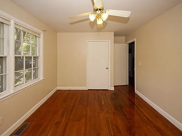 939 Dill Avenue — Photo 2