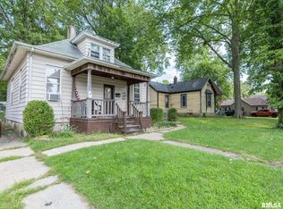 1108 S 3rd St, Pekin, IL 61554