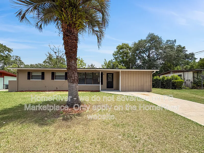 Building Photo - 2141 Monteau Dr