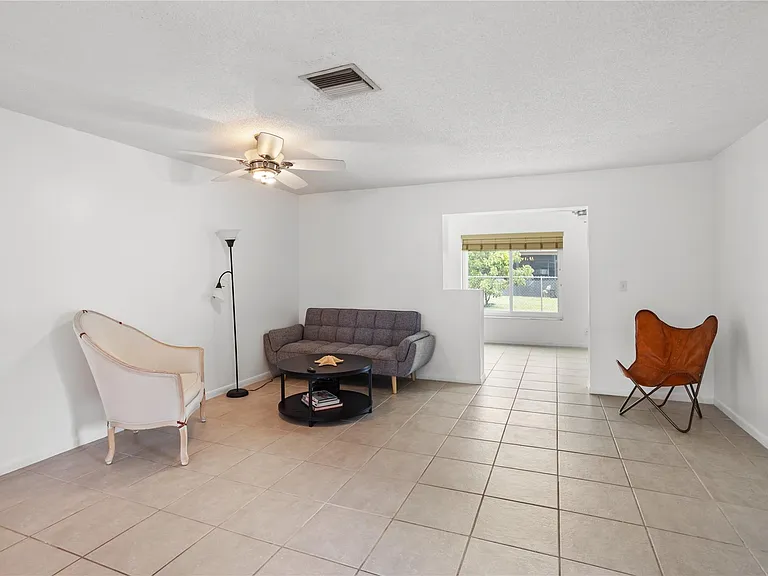 6579 Country Ln — Photo 7