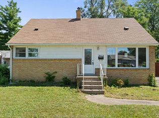 3672 Morris Dr, Windsor, ON N9E 2K7
